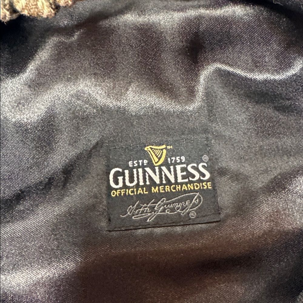 Guinness Multicolor Patchwork Tweed Flat Cap. Size M (59 cm). - Picture 7 of 9